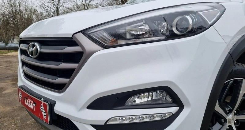 Hyundai Tucson cena 61900 przebieg: 174000, rok produkcji 2016 z Kamieńsk małe 211